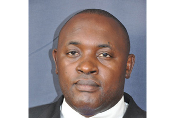 Onvizua, Baryomunsi trial for April