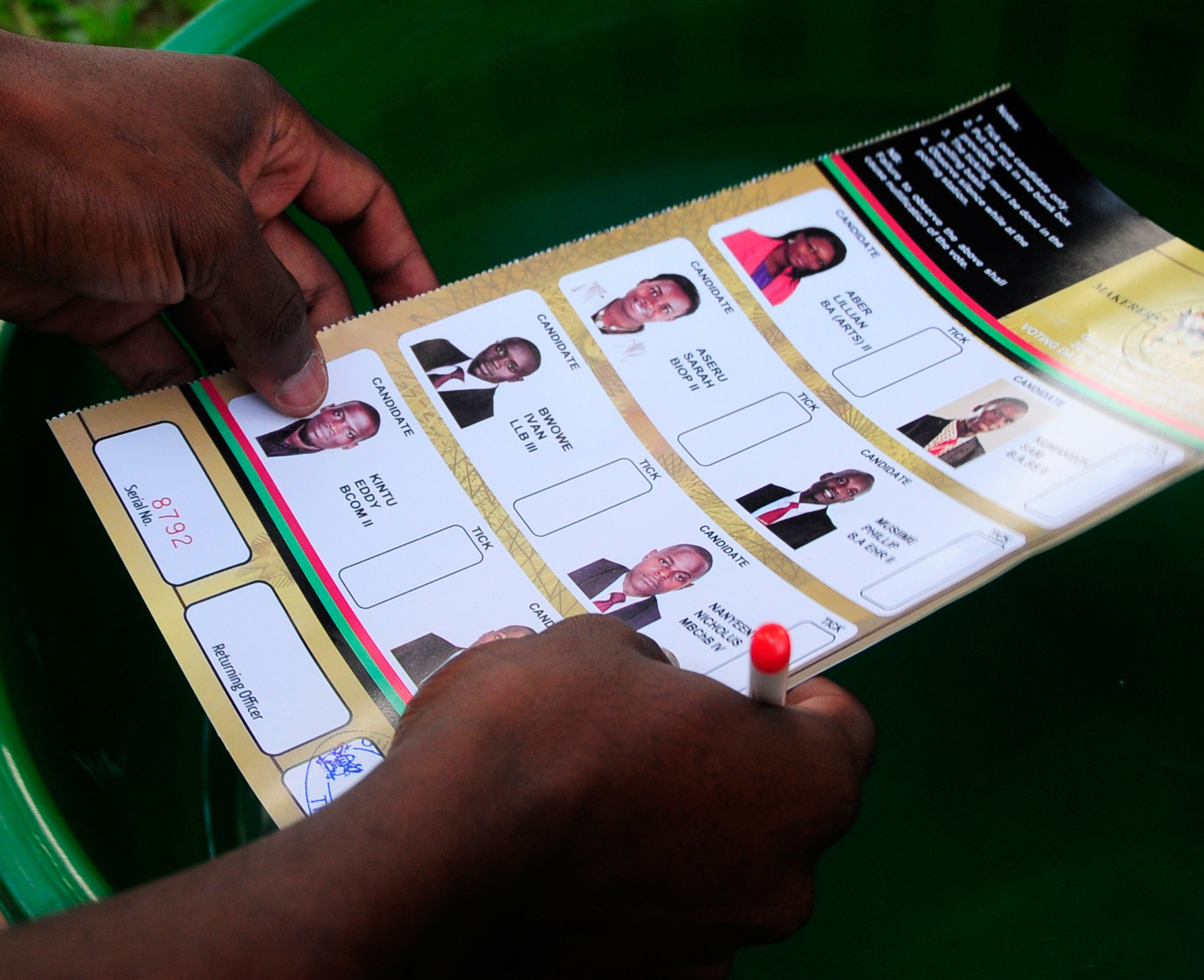 MUK students voting