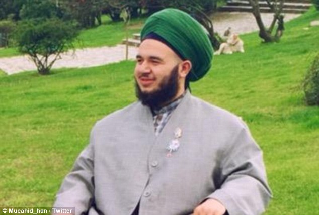 Men who masturbate will get their hands pregnant – Islamic preacher warns