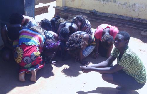 15 arrested for participatingin pornographic acts