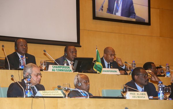 Rights Activists Urge AU To Quickly Resolve Burundi Crisis