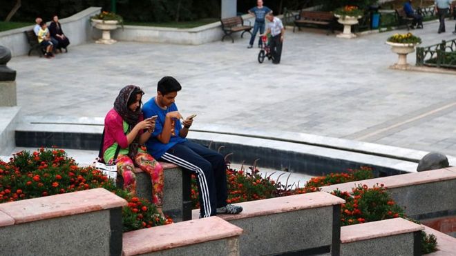 Iran rolls out “national internet”