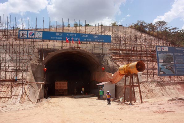 Construction of Isimba & Karuma stalls due to residents demanding compensation