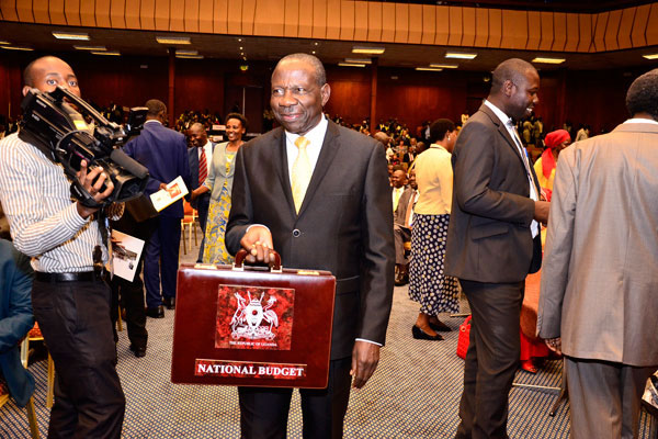 #UGBudget18 Opposition boycott the presentation of the national budget