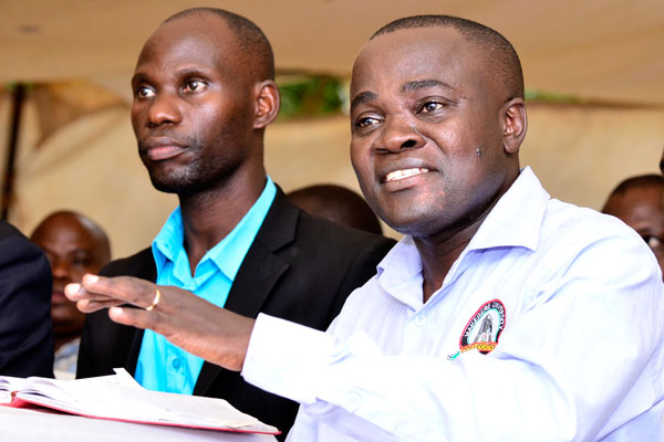 Lecturers and non-teaching staff announce strike
