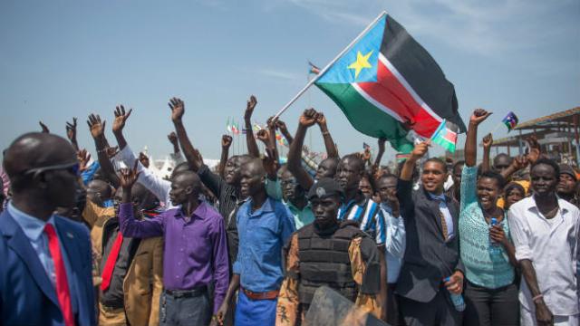 S.Sudan government agrees power-sharing deal with main rebel group