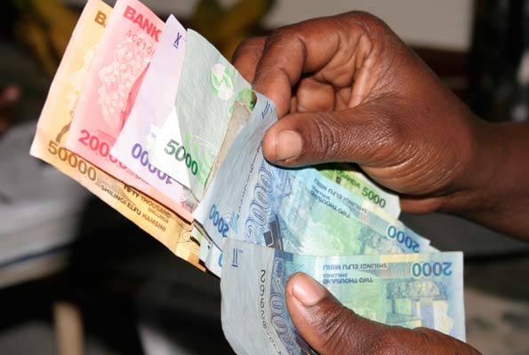 IGG’s directive on all public servants to declare cash at hand questioned