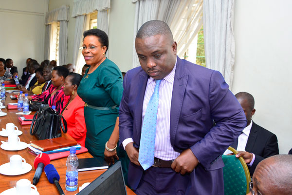 Kamya moves to bury hatchet with Lukwago