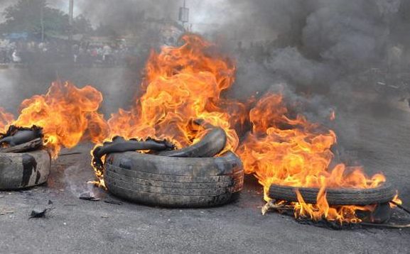 Police bans burning of tyres on new year’s eve