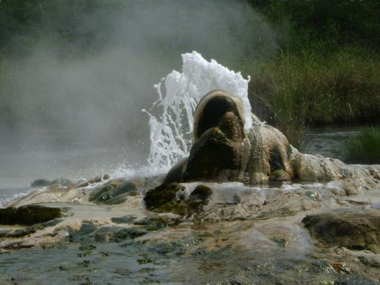 UWA scraps off viewing fees for Sempaya hot springs