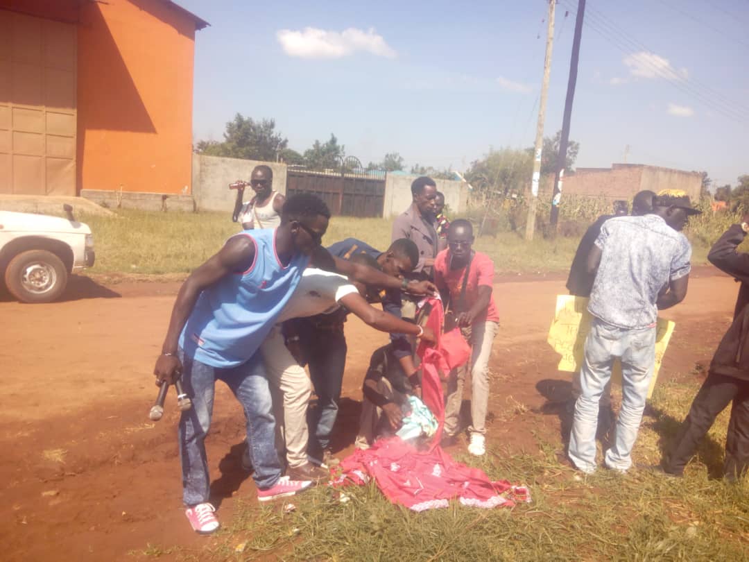 Kyagulanyi disowns youths who burnt NUP shirts