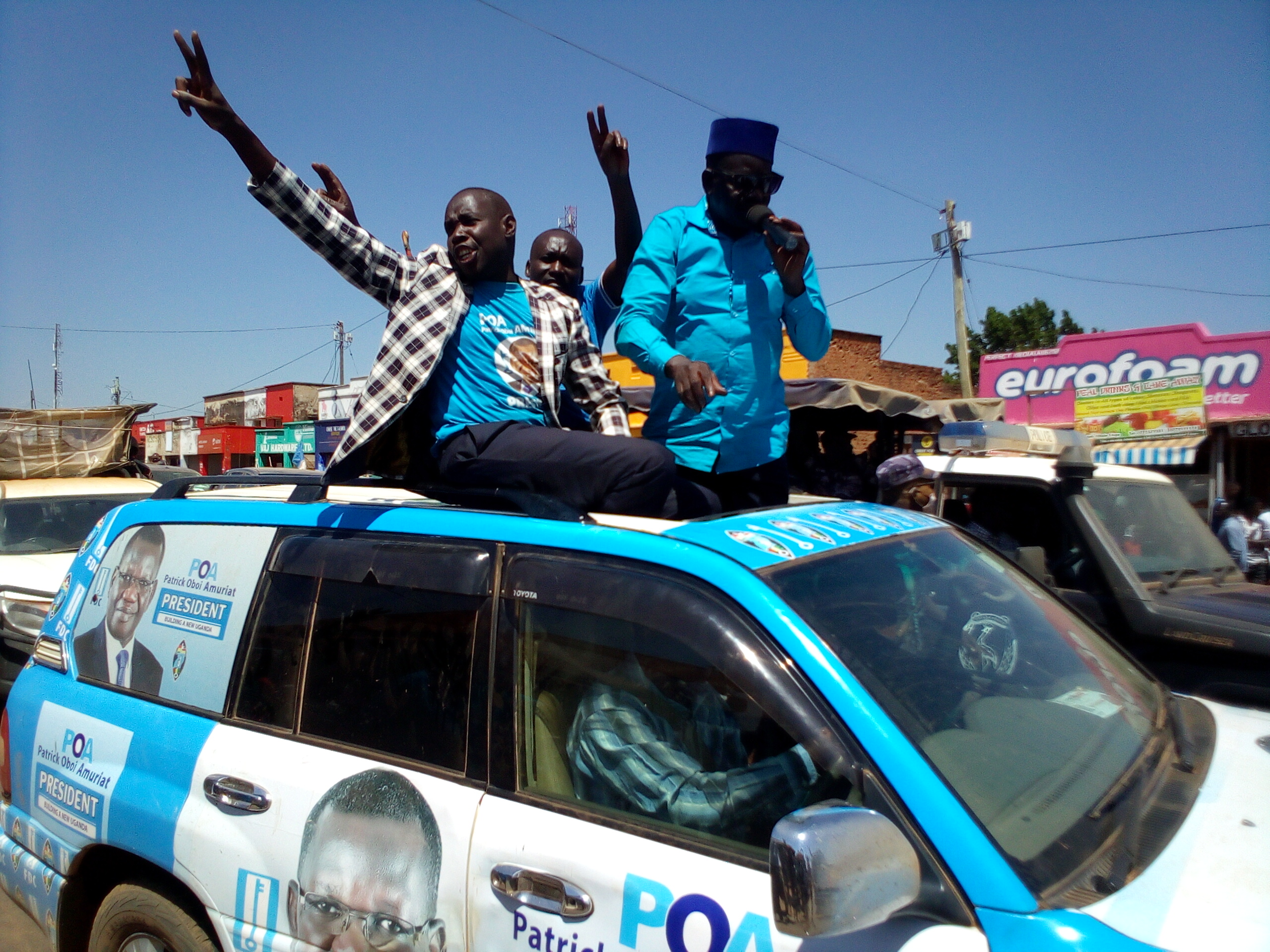 Amuriat enters Bukedea town after his Monday campaign schedule was affected