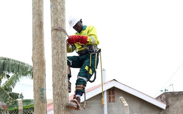 UMEME pledges to keep Uganda lighting on polling day
