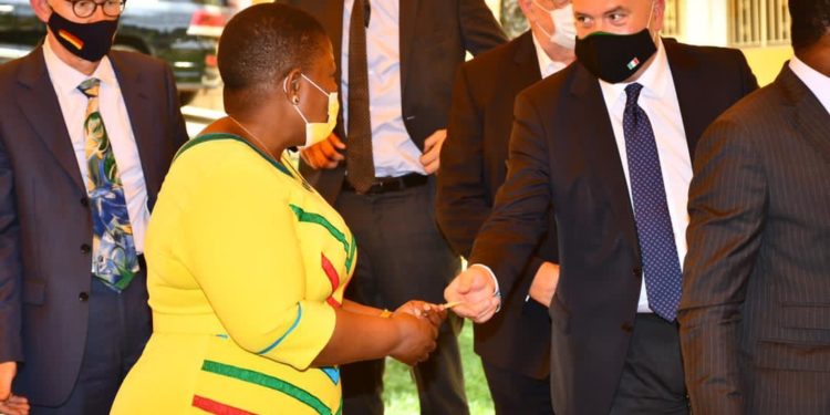 EU delegation meets NRM secretariat