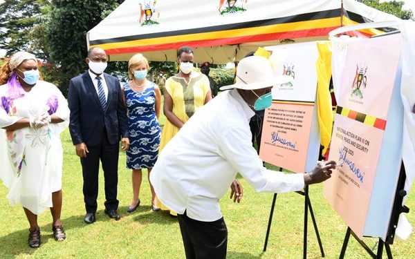 Uganda is working on a vaccine to fight old and new COVID strain- Museveni