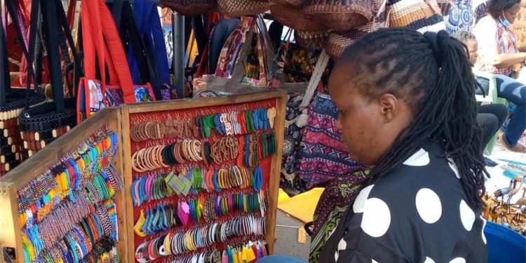 Kenya’s open-air market traders count losses amid pandemic