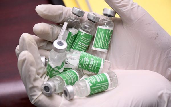 Experts confirm Ugandans got water for Covid vaccine