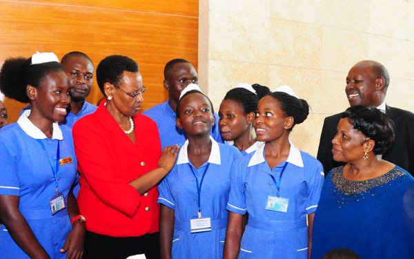 Officials fails to agree on when to reopen medical schools