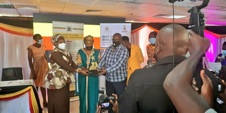 Govt enrolls artists to promote BUBU policy