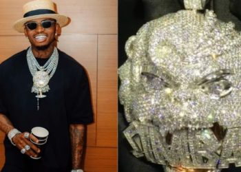 Diamond shows off Shs174m chain, tells young people to stop wearing fake gold