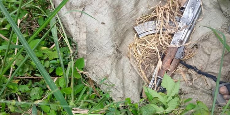 Stolen guns recovered, vehicle with machetes intercepted