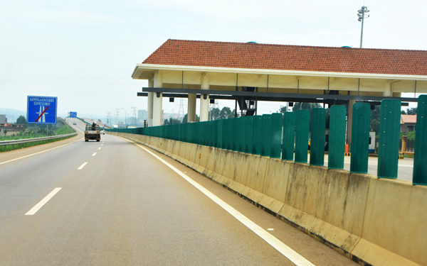 UNRA to spend Shs120Bn for maintenance of Entebbe expressway