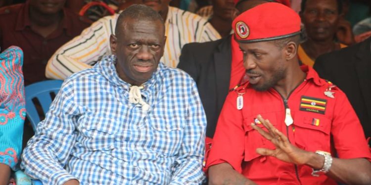 Besigye asks Bobi for public apology over attacks by supporters