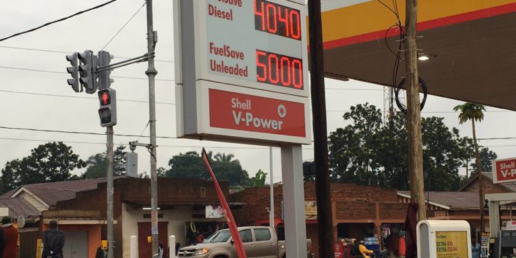 Fuel crisis: URA clears over 400 fuel tankers at the Malaba border