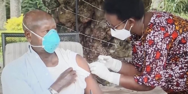 President re-echoes call for vaccination