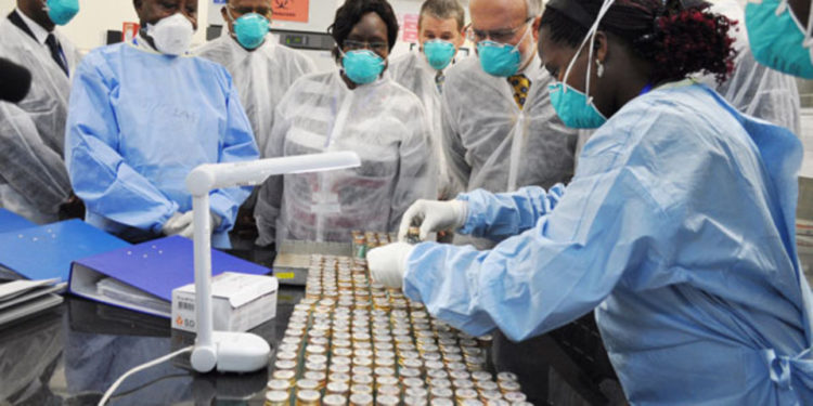 Laboratory technicians call off strike