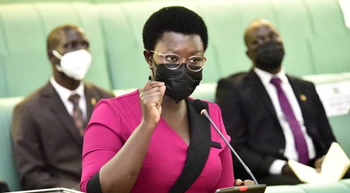 Lillian Aber to stand for deputy speaker