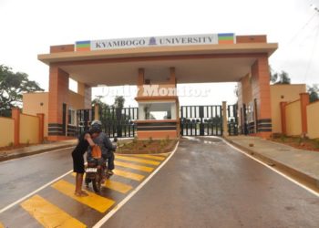 University lecturers announce strike over salaries