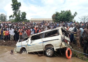 Death toll in floods rises to 23, hundreds homeless