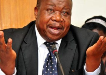 Minister rallies all individuals to participate in national register