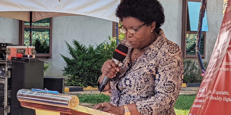 Museveni grants Victoria University a Charter