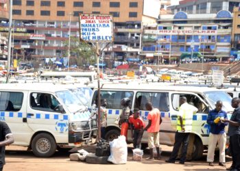 Taxi operators defy govt directive on relocation