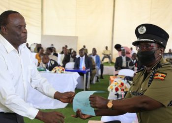  IGP sees off 38 retiring officers