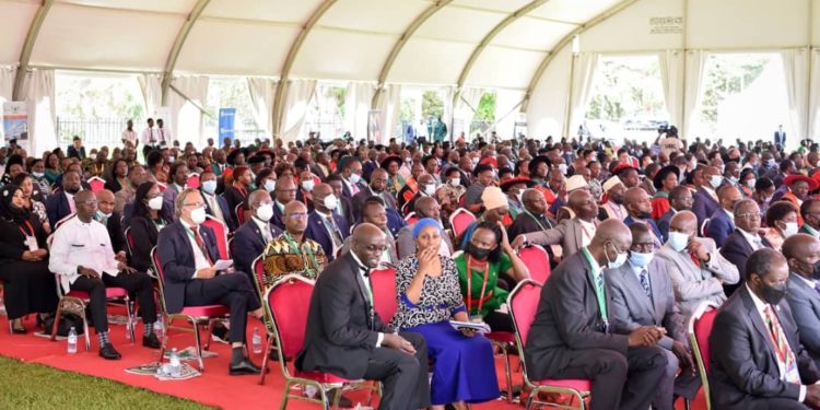 Mak staff bitter after missing century celebrations