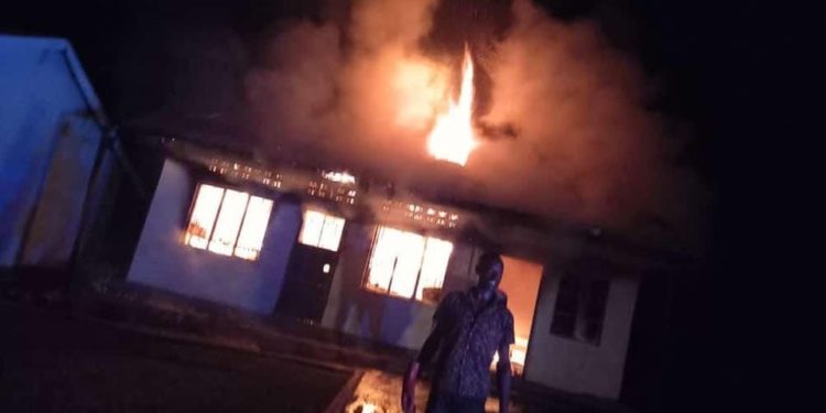 11 children killed in school fire