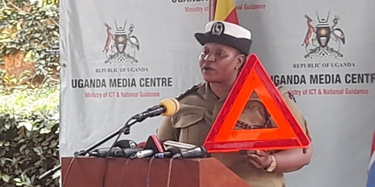 Drivers ordered to have triangular reflectors