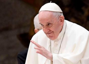 Pope urges end to ‘senseless’ Ukraine war