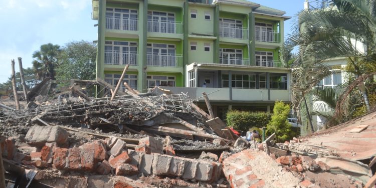 Authorities investigate collapsed Jinja building