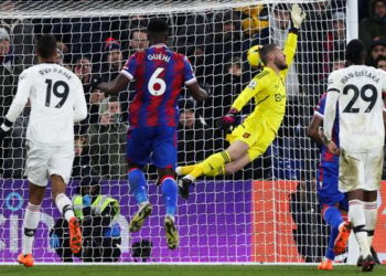 Olise’s wonder-strike forces Man Utd to settle for Palace draw