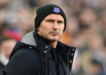 Troubled Everton sack manager Lampard