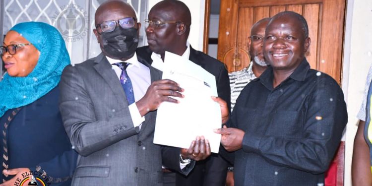 EC hands over former headquarters to UNRA