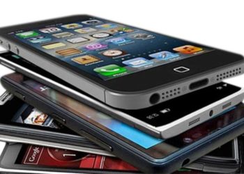 Mobile phone dealers yet to recover from Covid effects