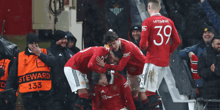 Man Utd bounce back to beat Betis, Arsenal held by Sporting in Europa League