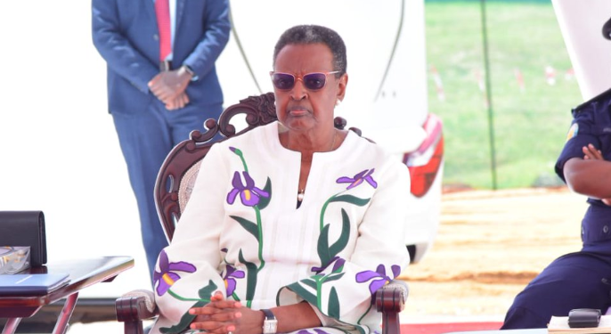 Janet lauds Aga Khan for investing in education, health sectors
