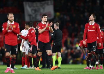 Man Utd own goals leave Sevilla quarter-final finely balanced