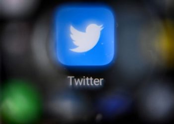 Twitter reinstates blue ticks for some media, celebrities